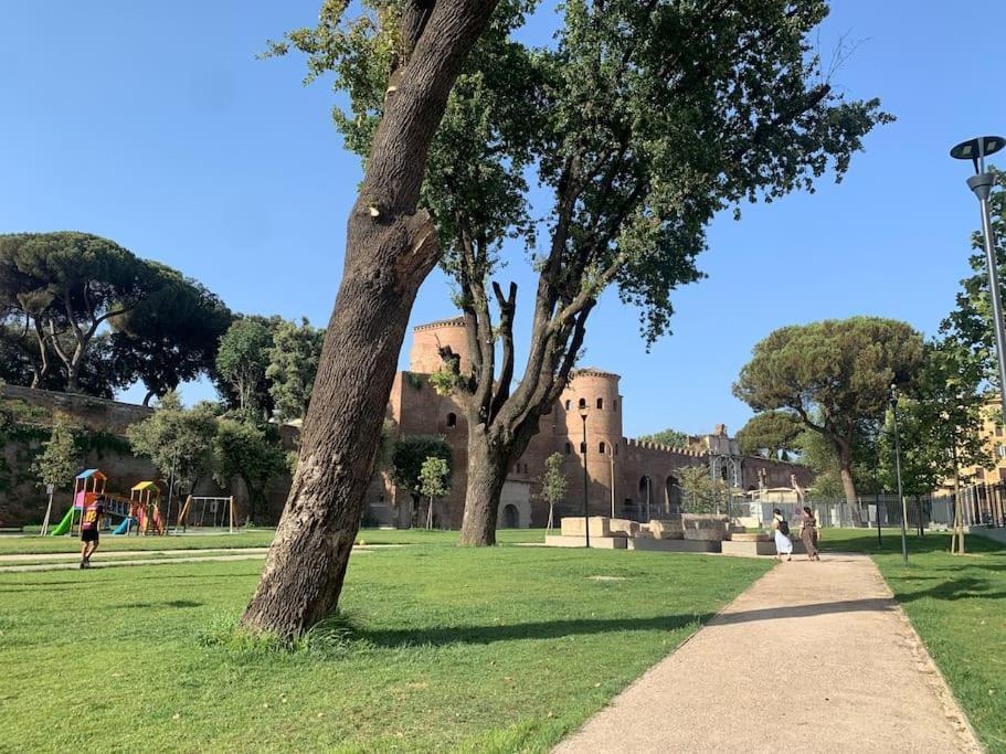 Appartamento Roma San Giovanni Bagian luar foto